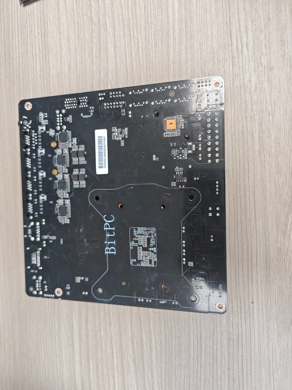 BitPC NAS N100 Nics Industrial Motherboard 4 Cores 4 Threads Processor 4*2.5G i226 Network M.2 Slot 6*SATA DP HD Low Power